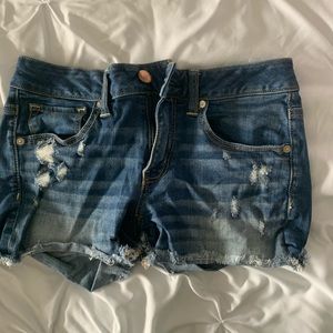 Mid rise American Eagle shorts
